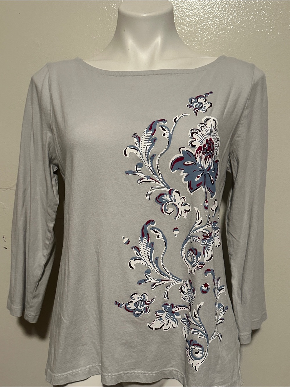LOFT Light Gray Floral Scroll Print Top with Navy & Burgundy Accents
